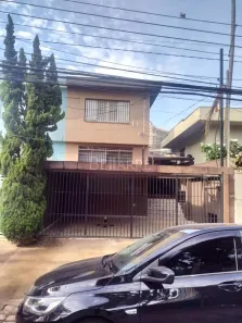 Sobrado com 3 Quartos para alugar, 177m² no Butantã, São Paulo