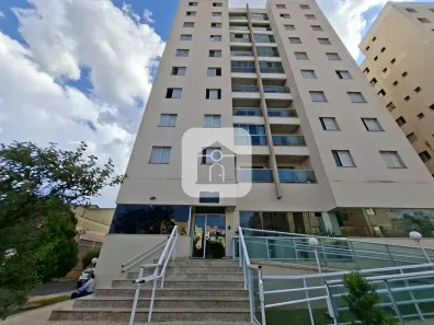 Apartamento com 2 Quartos para alugar, 55m² no Presidente Roosevelt, Uberlândia