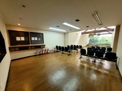 Imóvel Comercial com 2 Quartos à venda, 300m² no Mirandópolis, São Paulo
