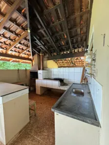 Casa com 2 Quartos à venda, 180m² no Centro, Cássia