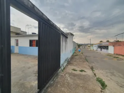 Casa com 3 Quartos à venda, 200m² no Setor Residencial Leste, Brasília