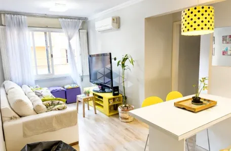Apartamento com 2 Quartos à venda, 60m² no Cidade Baixa, Porto Alegre