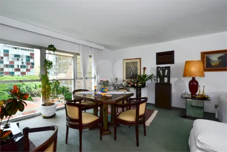 Apartamento com 3 Quartos à venda, 230m² no Vila Buarque, São Paulo