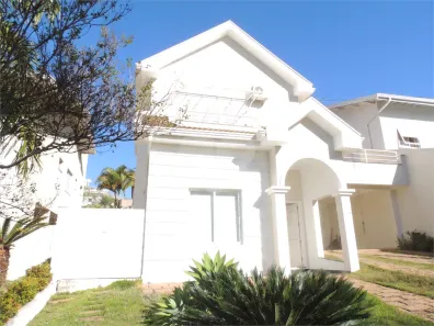 Casa de Condomínio com 3 Quartos para alugar, 230m² no Bosque, Vinhedo