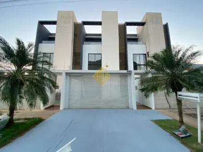 Sobrado com 2 Quartos à venda, 124m² no Jardim Gisela, Toledo