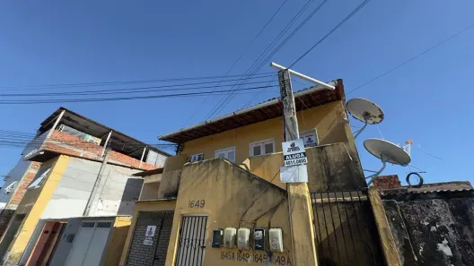 Casa com 2 Quartos para alugar, 40m² no Henrique Jorge, Fortaleza