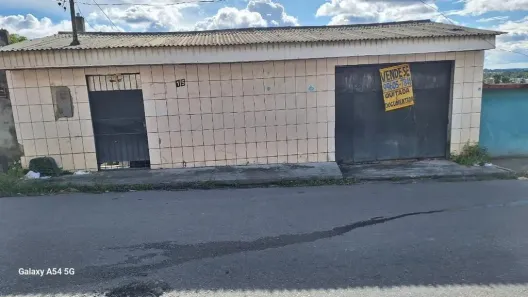 Casa com 3 Quartos à venda, 297m² no Novo Israel, Manaus