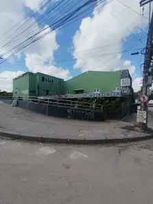 Prédio Residencial com 14 Quartos para alugar, 874m² no Caxangá, Recife