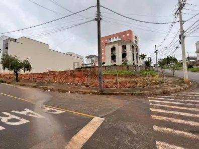 Lote/Terreno à venda, 386m² no Residencial Santa Rita, Pouso Alegre