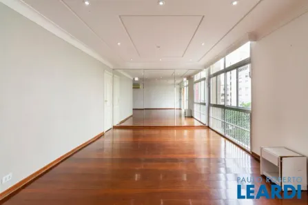 Apartamento com 3 Quartos à venda, 253m² no Santa Cecília, São Paulo