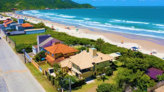 Casa com 6 Quartos para alugar, 400m² no Canto Grande, Bombinhas