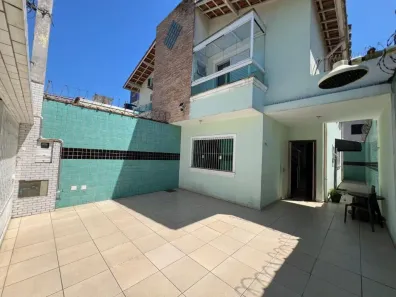 Casa com 3 Quartos à venda, 121m² no Caiçara, Praia Grande