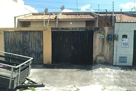 Casa com 2 Quartos à venda, 80m² no Furna da Onça, Maracanaú