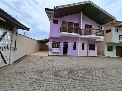Sobrado com 4 Quartos à venda, 172m² no Massaguaçu, Caraguatatuba