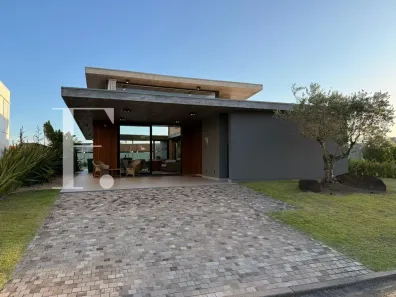 Casa de Condomínio com 4 Quartos à venda, 270m² no XANGRI-LÁ, Xangri-Lá