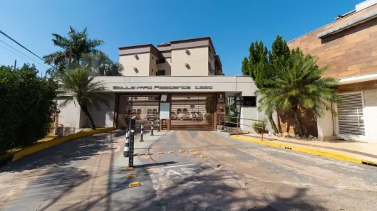 Apartamento com 3 Quartos para alugar, 121m² no Jardim Monte Líbano, Campo Grande