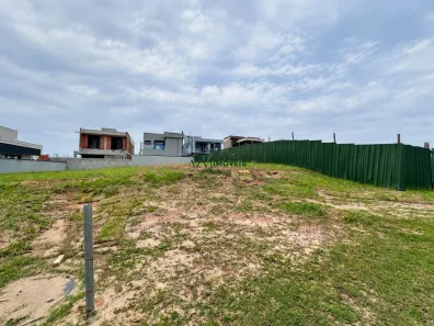 Lote/Terreno à venda, 330m² no Loteamento Terras Alpha São José dos Campos, São José dos Campos