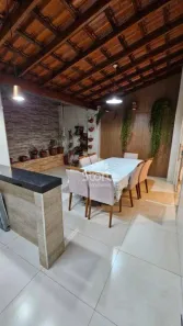Casa de Condomínio com 3 Quartos à venda, 150m² no Aclimação, Uberlândia