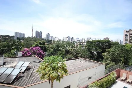 Casa com 4 Quartos à venda, 322m² no Jardim das Bandeiras, São Paulo