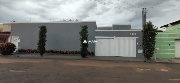 Casa com 3 Quartos à venda, 300m² no Olinda, Uberaba