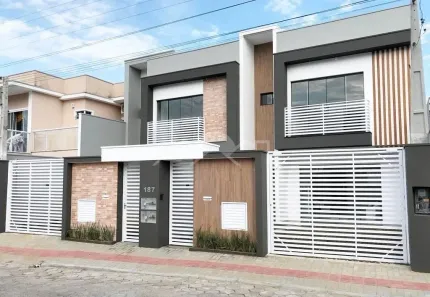 Casa com 3 Quartos à venda, 124m² no , Penha
