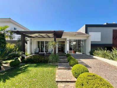 Casa de Condomínio com 3 Quartos à venda, 152m² no Capão da Canoa, Capão da Canoa