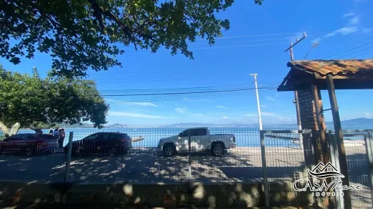 Casa com 3 Quartos à venda, 64m² no Sambaqui, Florianópolis