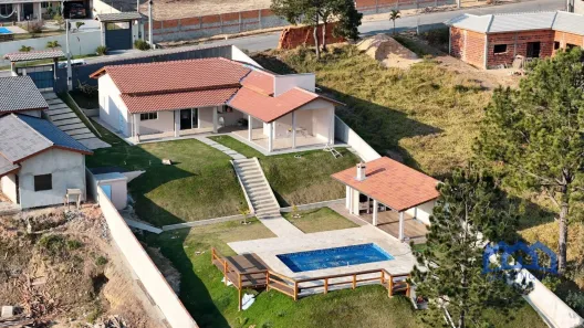 Fazenda/Sítio com 4 Quartos à venda, 1000m² no , Mairinque