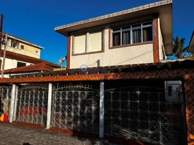 Casa com 4 Quartos para alugar, 252m² no Aparecida, Santos