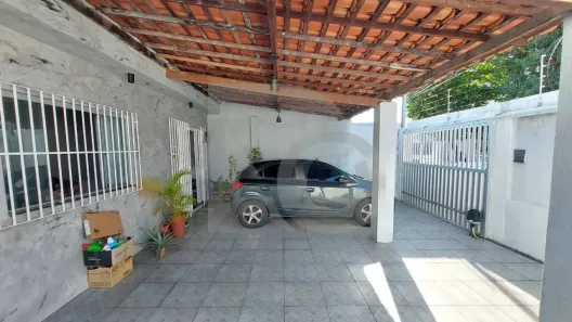 Casa com 4 Quartos à venda, 170m² no Suíça, Aracaju