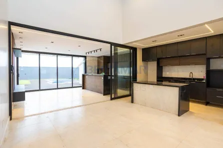 Casa com 4 Quartos à venda, 270m² no Alto da Boa Vista, Brasília