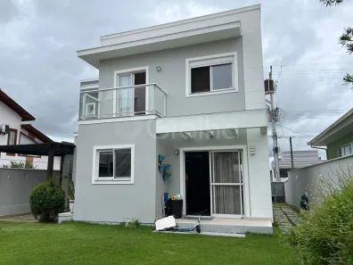 Casa com 4 Quartos à venda, 160m² no Carianos, Florianópolis