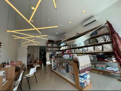 Ponto Comercial à venda, 125m² no Recreio dos Bandeirantes, Rio de Janeiro