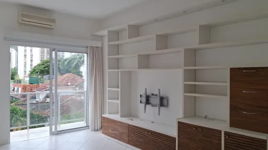 Apartamento com 2 Quartos para alugar, 90m² no Humaitá, Rio de Janeiro
