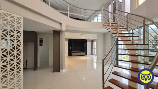 Apartamento com 4 Quartos para alugar, 324m² no Centro, Florianópolis