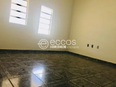 Casa com 3 Quartos à venda, 175m² no Patrimônio, Uberlândia