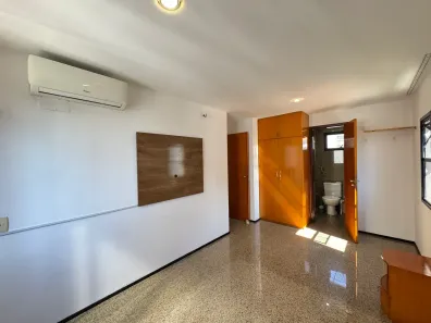 Apartamento com 2 Quartos para alugar, 70m² no Meireles, Fortaleza