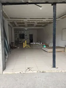 Ponto Comercial para alugar, 200m² no Taquara, Rio de Janeiro