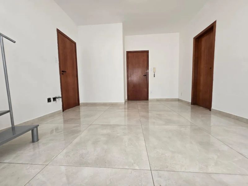Apartamento com 3 quartos — Santa Rosa, Belo Horizonte