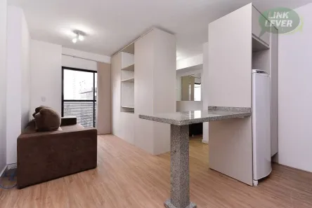 Apartamento com 1 Quarto para alugar, 34m² no Centro, Curitiba