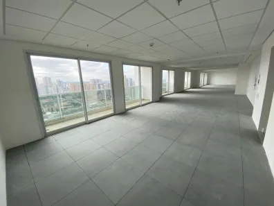Sala Comercial à venda, 180m² no Centro, Guarulhos