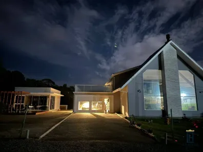 Casa de Condomínio com 4 Quartos à venda, 560m² no Rancho Queimado, Rancho Queimado