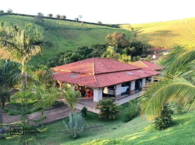 Fazenda/Sítio com 3 Quartos à venda, 121000m² no , Ouro Fino