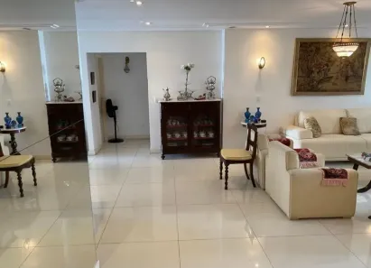 Apartamento com 3 Quartos à venda, 180m² no Candeal, Salvador