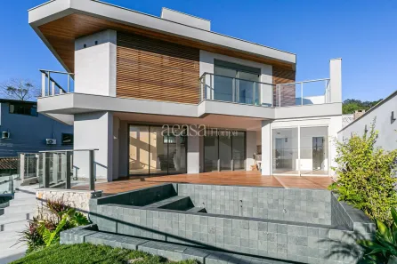 Casa com 4 Quartos à venda, 302m² no Cacupé, Florianópolis
