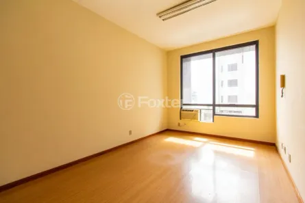 Sala Comercial à venda, 29m² no Floresta, Porto Alegre