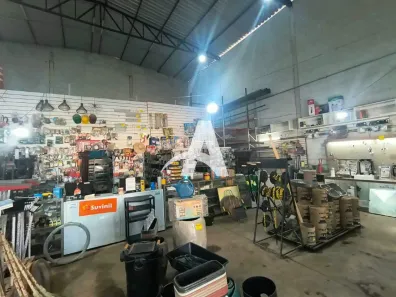 Galpão/Depósito/Armazém para alugar, 360m² no Jardim Ipanema, Uberlândia