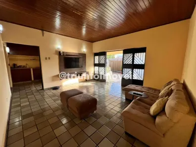 Casa com 3 Quartos à venda, 300m² no Ilhotas, Teresina