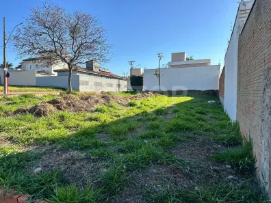 Lote/Terreno à venda, 342m² no Planalto Paraíso, São Carlos