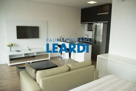 Flat com 1 Quarto para alugar, 42m² no Vila Olímpia, São Paulo